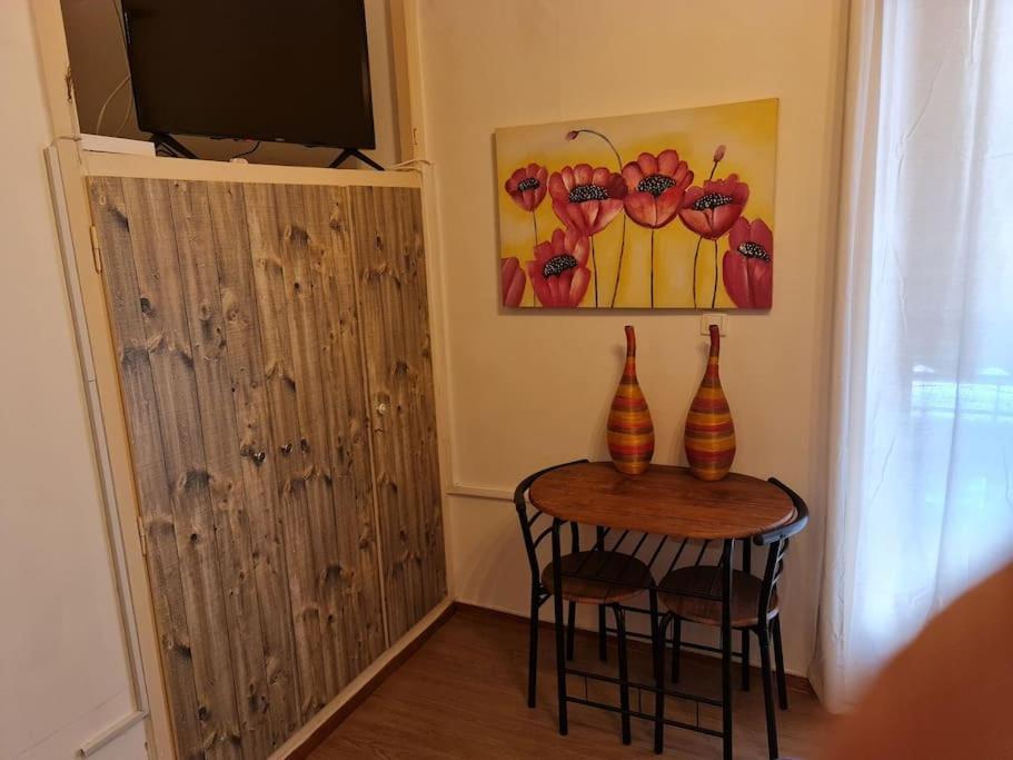 Apartamento 6 Καλινοβου Center Of Athens Πεδιον Αρεωσ Exterior foto